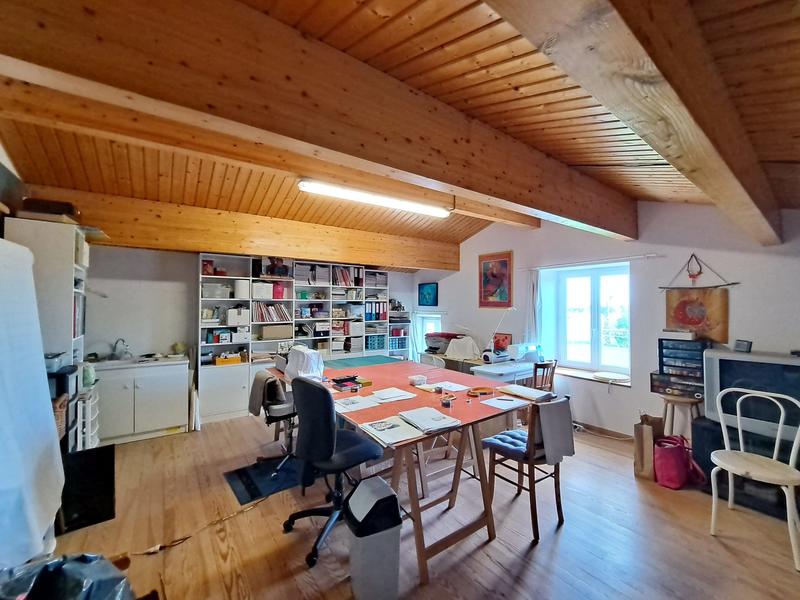 Maison - 295 m² - 7 pièces