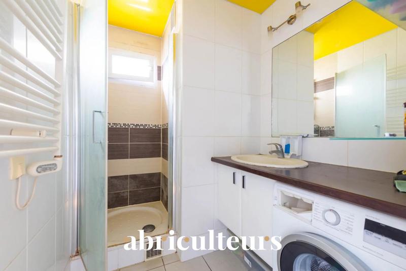 Appartement ancien - 65 m² - 4 pièces