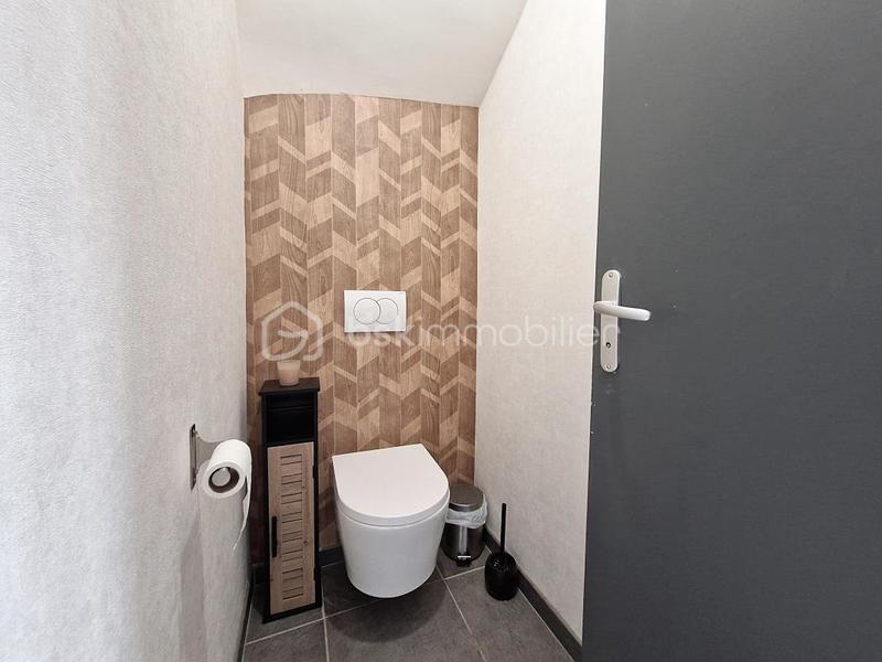 Maison - 96 m² - 5 pièces