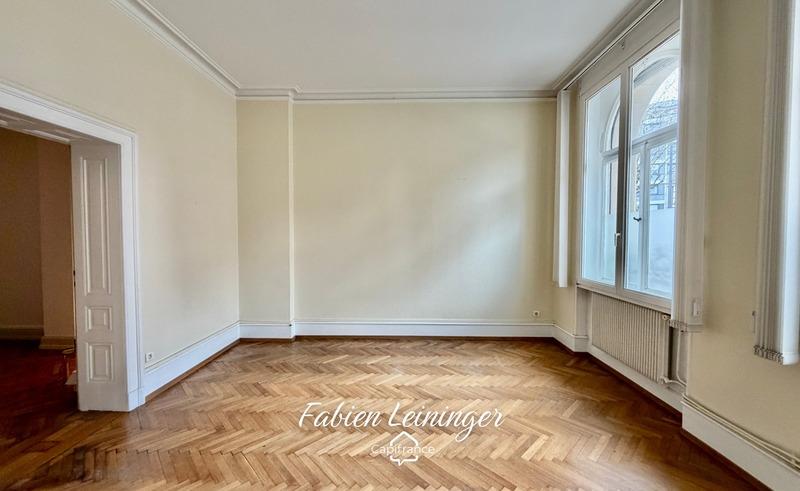 Appartement bourgeois - 70 m² - 3 pièces