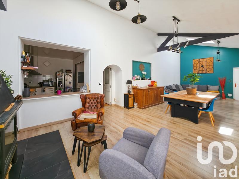 Maison - 213 m² - 7 pièces