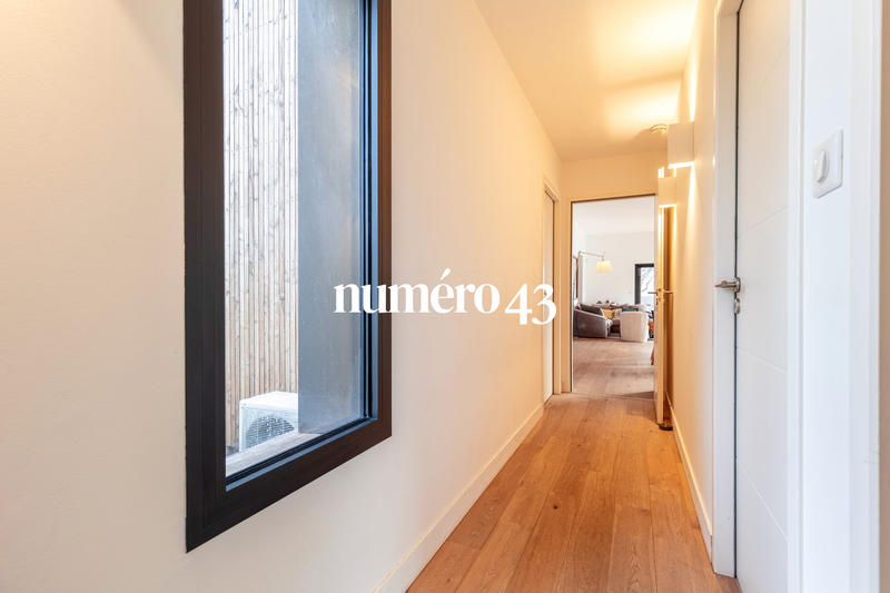 Maison contemporaine - 152 m² - 6 pièces