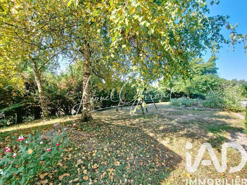 Maison - 147 m² - 8 pièces