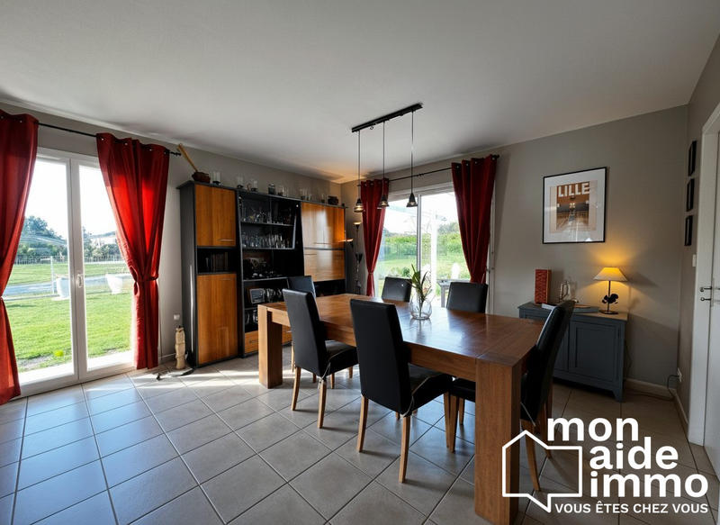 Maison - 121 m² - 5 pièces