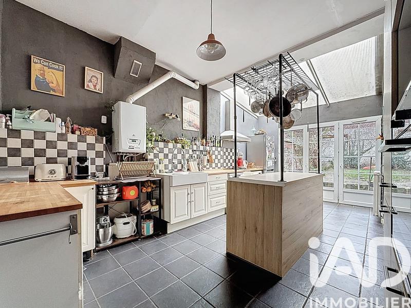 Maison - 104 m² - 4 pièces