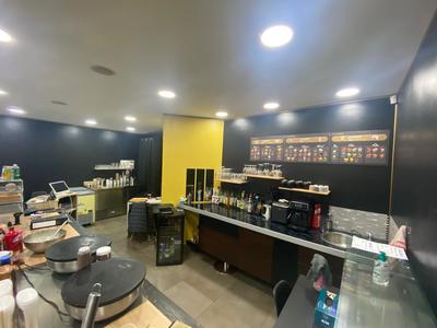 Local commercial - 80 m² - 3 pièces