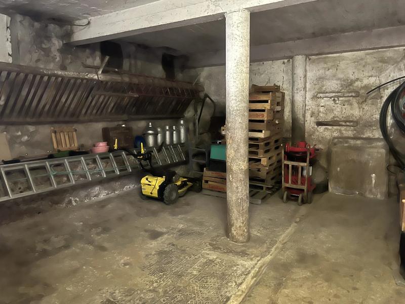 Maison - 170 m² - 8 pièces