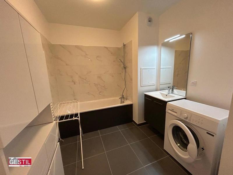 Appartement - 57 m² - 3 pièces