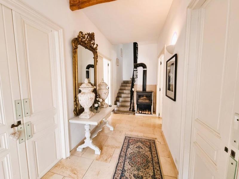 Maison de maîtres - 200 m² - 8 pièces