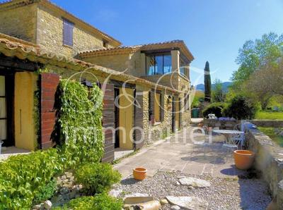 Moulin - 300 m² - 10 pièces