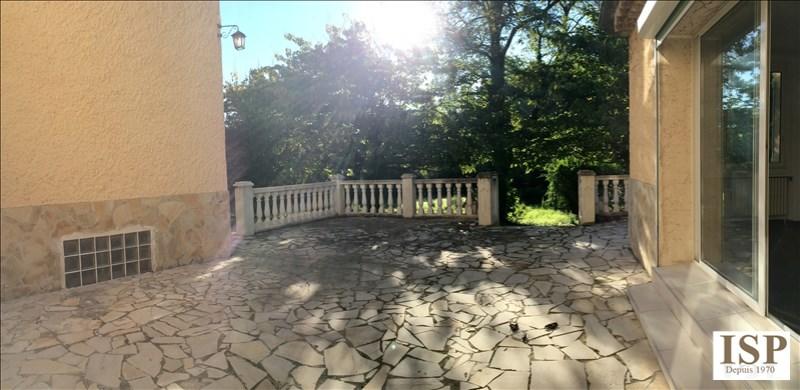 Maison - 202 m² - 5 pièces