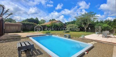 Maison - 98 m² - 5 pièces