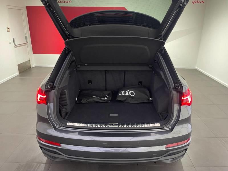 Audi Q3 45 TFSIe 245 ch s tronic 6 s line