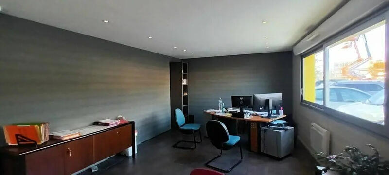 Bureau - 190 m²