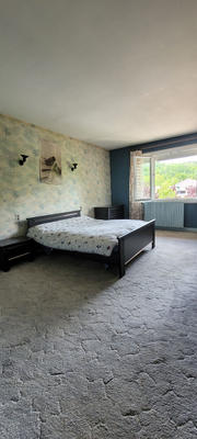 Maison - 198 m² - 8 pièces