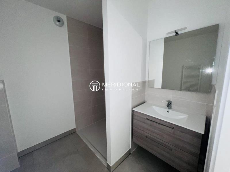 Appartement - 79 m² - 3 pièces