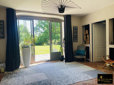 Maison ancienne - 268 m² - 11 pièces