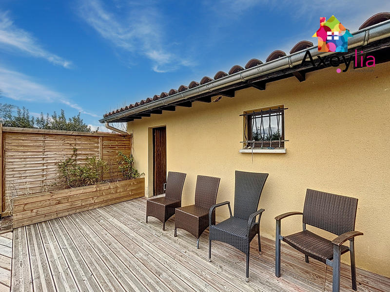 Maison - 208 m² - 6 pièces