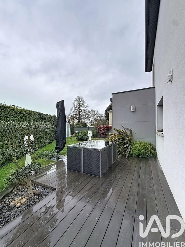 Maison - 158 m² - 5 pièces