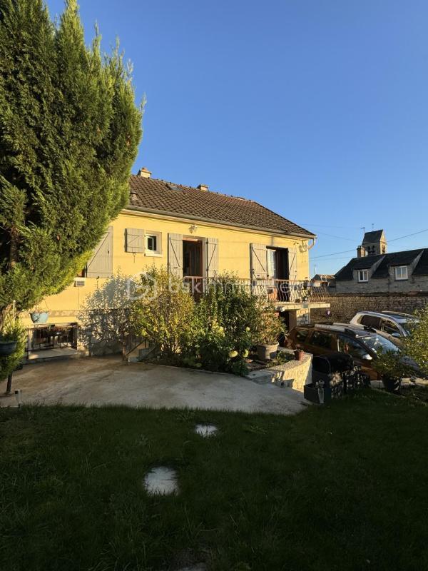 Demeure - 127 m² - 5 pièces