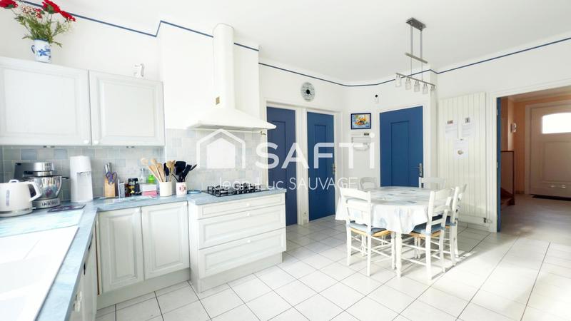 Maison - 160 m² - 6 pièces