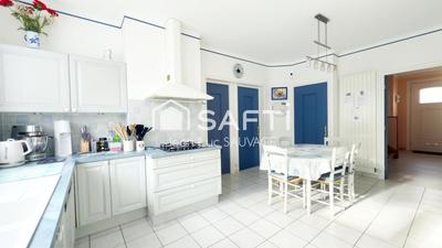 Maison - 160 m² - 6 pièces