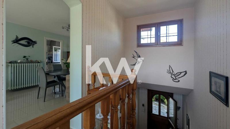 Maison - 90 m² - 3 pièces