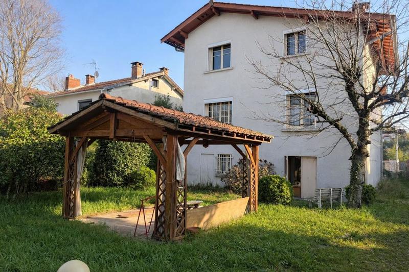 Maison - 120 m² - 4 pièces