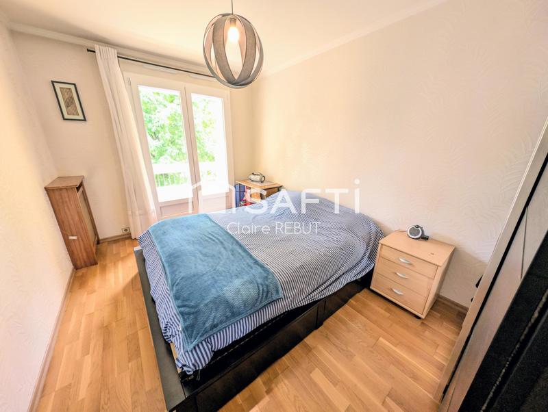 Appartement - 80 m² - 4 pièces