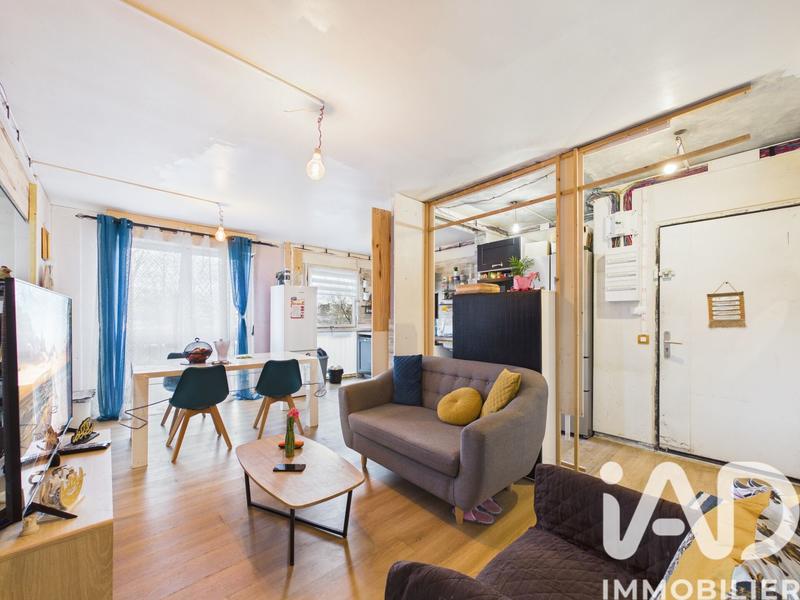 Appartement - 90 m² - 6 pièces