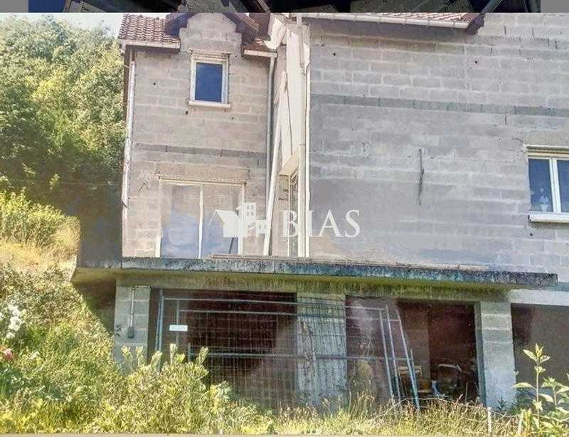 Maison - 140 m² - 7 pièces