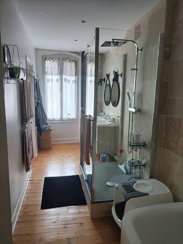 Maison - 180 m² - 7 pièces