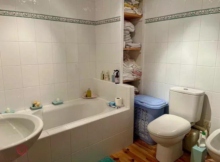 Maison de village - 180 m² - 7 pièces