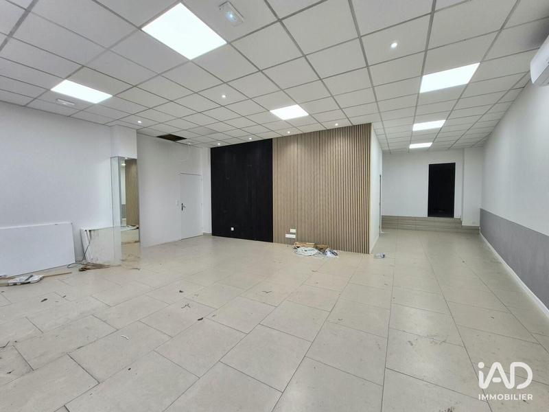 Local commercial - 122 m²