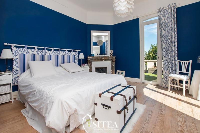 Maison - 209 m² - 5 pièces