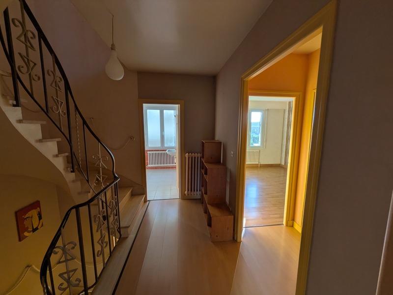 Maison - 170 m² - 7 pièces