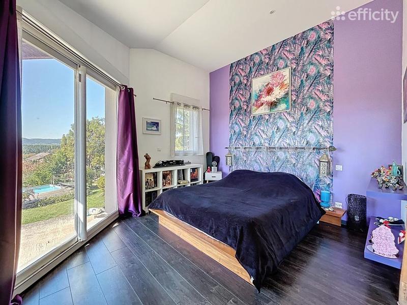 Maison - 139 m² - 4 pièces