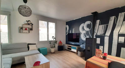 Maison - 98 m² - 5 pièces