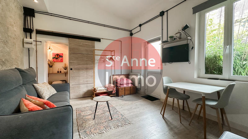 Maison - 240 m² - 4 pièces