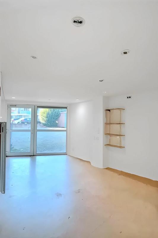 Local d'activités - 61 m² - 2 pièces