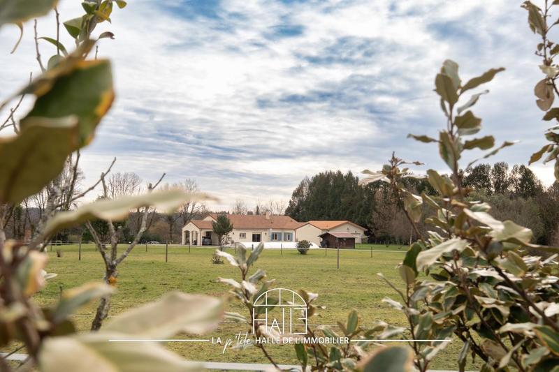 Pavillon - 145 m² - 6 pièces