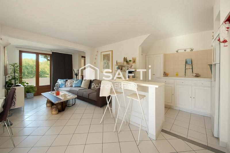 Maison - 185 m² - 7 pièces