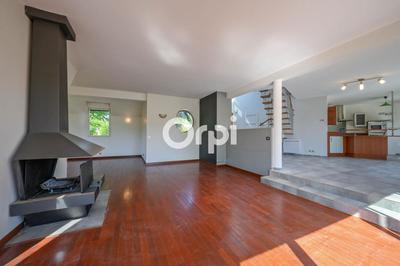 Maison - 170 m² - 4 pièces