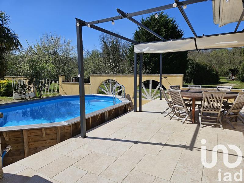 Maison - 315 m² - 12 pièces