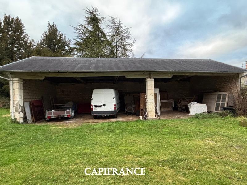 Maison - 864 m² - 1 pièce