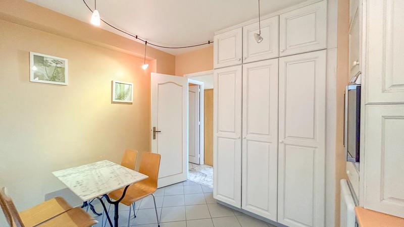 Appartement - 141 m² - 5 pièces