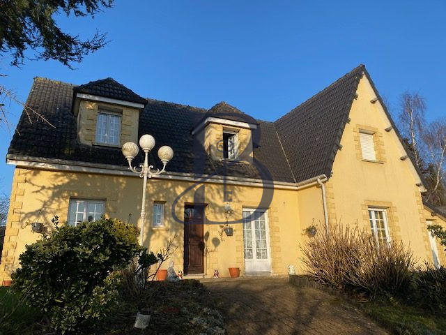 Maison - 167 m² - 6 pièces