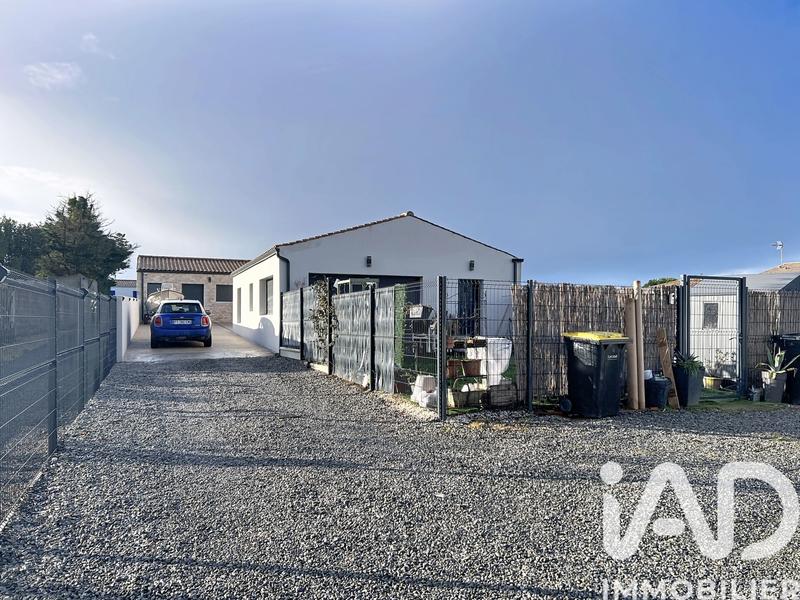 Maison - 211 m² - 6 pièces