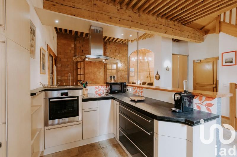 Appartement - 90 m² - 4 pièces