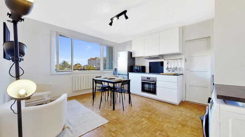 Chambre - 12 m² - 1 pièce